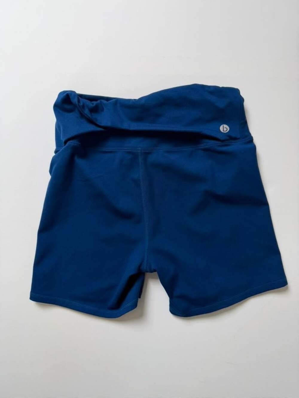 Cotton On Body Twist Back Women’s Athletic Bike Gym Shorts Blue Size Medium - Picture 2 of 8